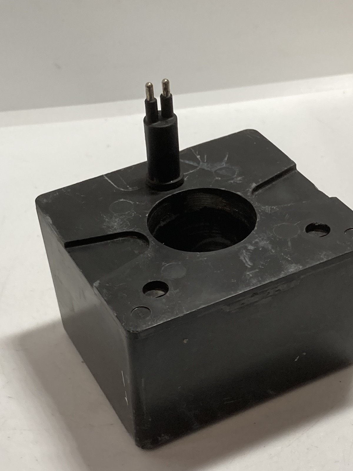 VICKERS 691449 SOLENOID VALVE COIL 110-120V 50/60 .85AMP-.69AMP