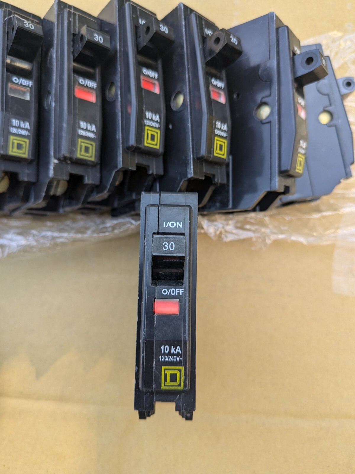 Square D QO 30 amps Plug In Single Pole Circuit Breaker