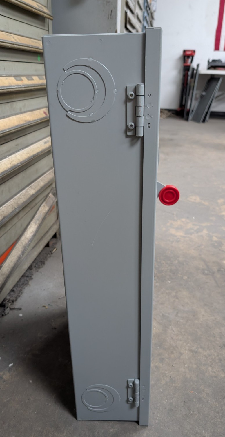 🤪 EATON 200 AMP NON FUSED SAFETY SWITCH 600 VAC 3Ø 150 HP DH364UGK