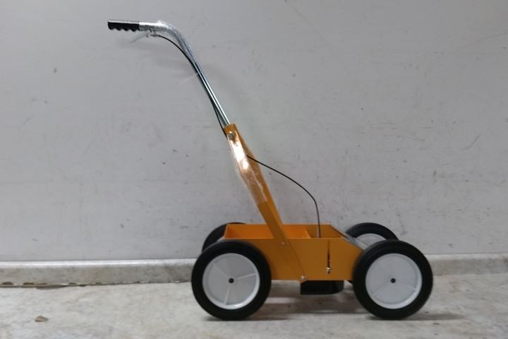 Rust-Oleum 206346 30-3/4 In Overall L Steel Striping Machine