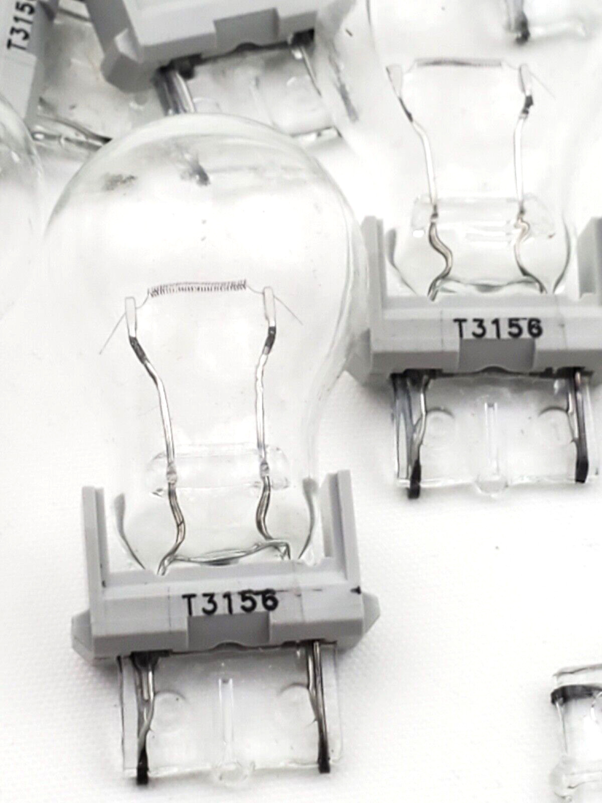 Lot of 9 Wagner 3156 13 Volt 32.0 CP Automotive Miniature Lamps