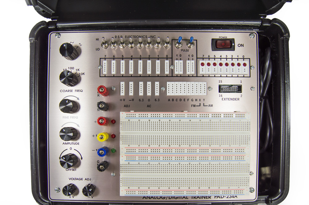 Assembled Digital/Analog Trainer