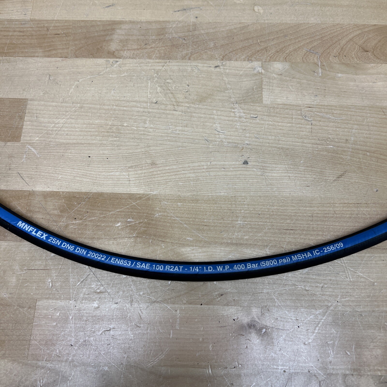 Hydraulic Hose DIN 20022 / EN853 / SAE 100 R2AT-1/4” / 5800 PSI