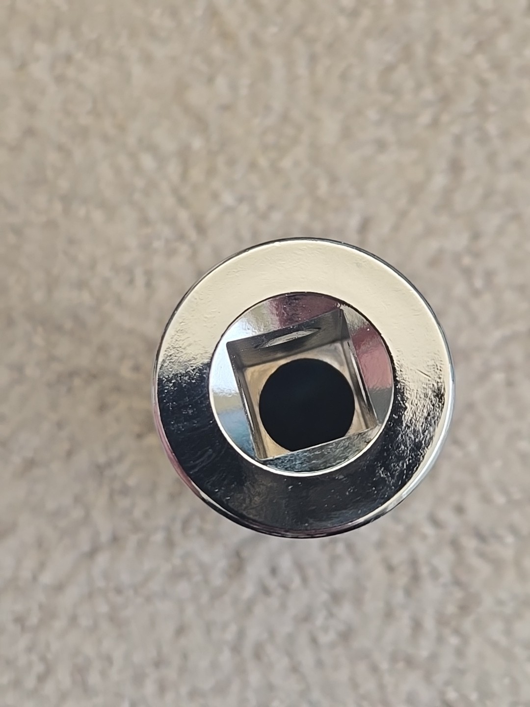 Craftsman CMMT47529 15/16″ 12pt Deep Well Socket 1/2″ Drive