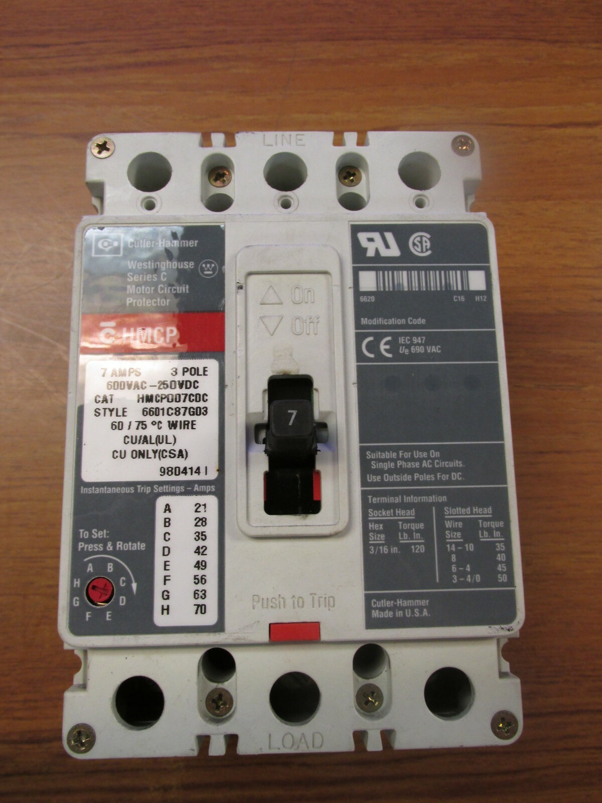 CUTLER-HAMMER/ WESTINGHOUSE PROTECTOR 3P, 7A, CAT# HMCP007C0C .. VA-135D