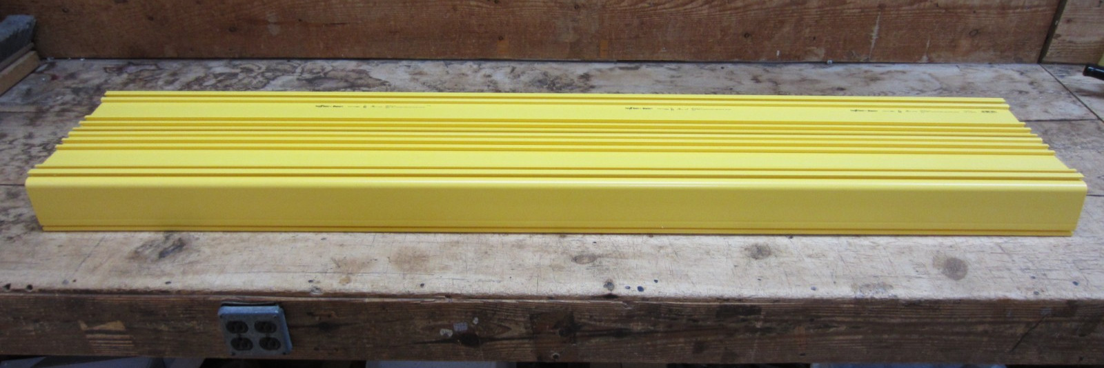 PANDUIT FR12X4YL6 12X4 | 6FT Optical Fiber Runner Channel NEW (12 in stock)