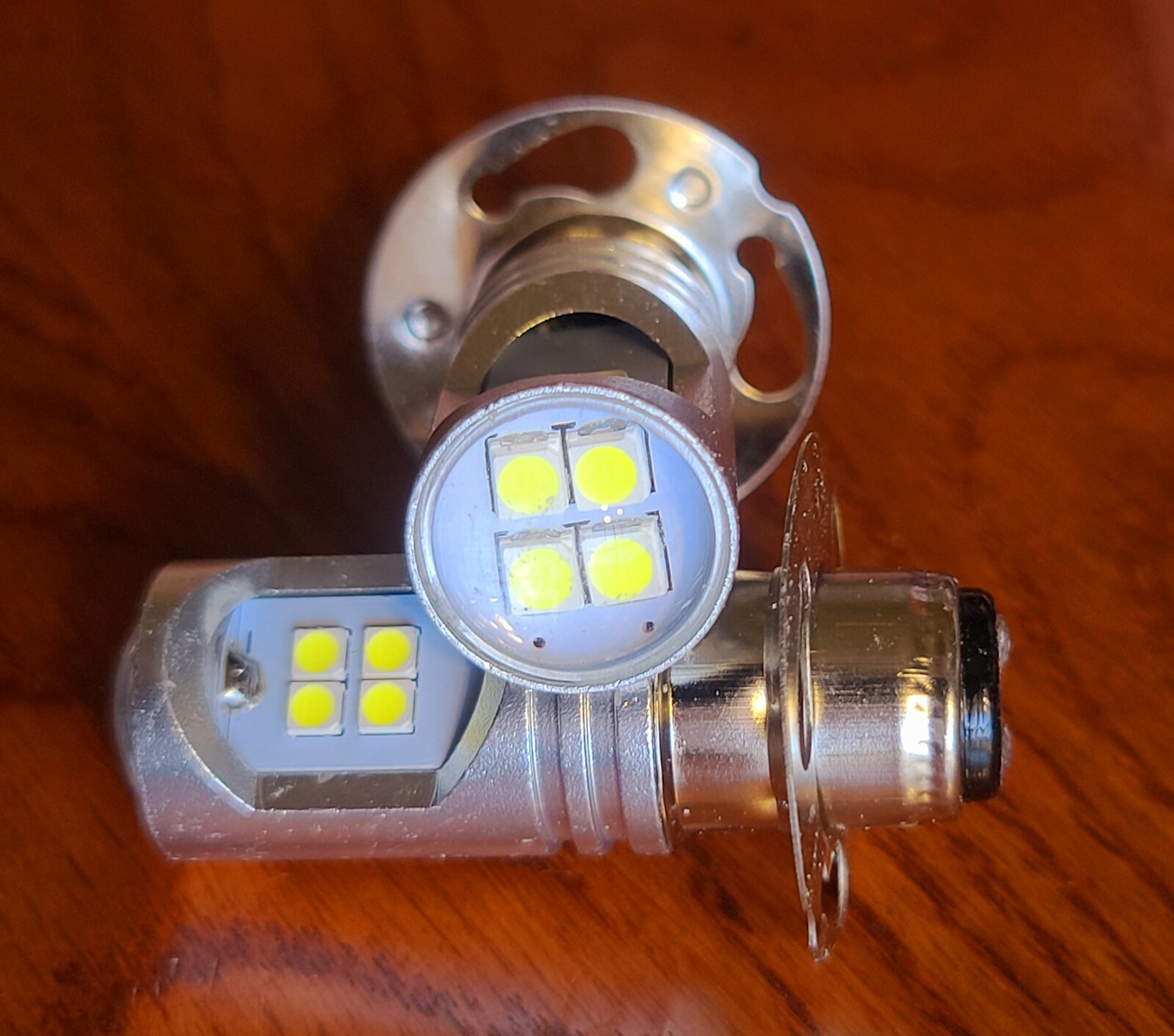 2 Bright LED light bulbs for Kubota L1500 L2000 L2200 12v 35/35w headlights bulb