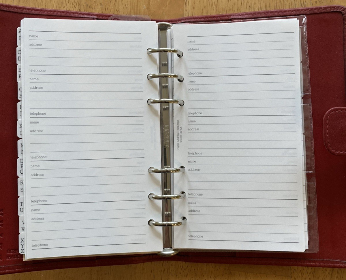 Vintage Filofax Leather Organizer Red USA 1996 from Luttmann’s Luggage 6-ring