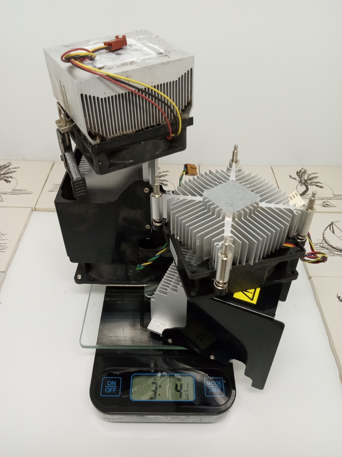 Lot Of 28 Vintage Computer Aluminum Heat Sinks Large & Small Variety 21 Lb 10 Oz