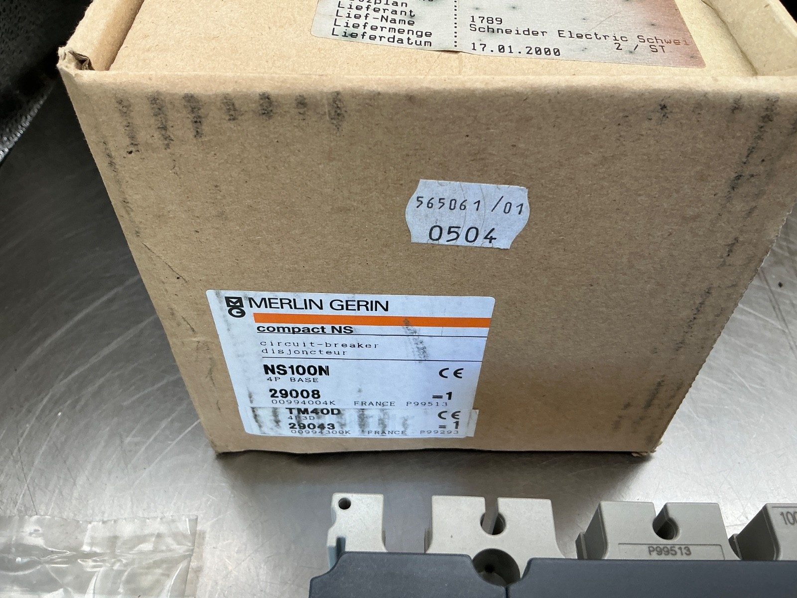 Merlin Gerin NS100N Compact Circuit Breaker 4P Base