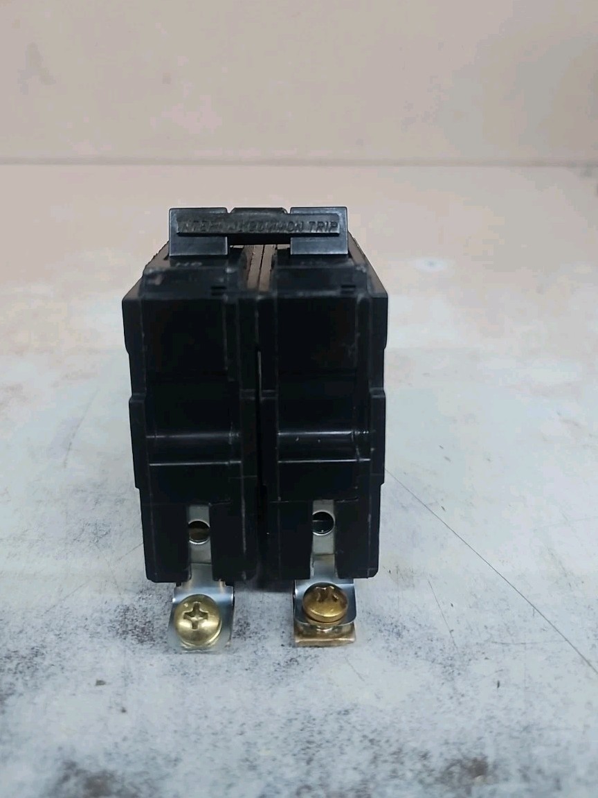 GE General Electric THQB2120 20A 240/120 VAC 2 Pole Circuit Breaker NT