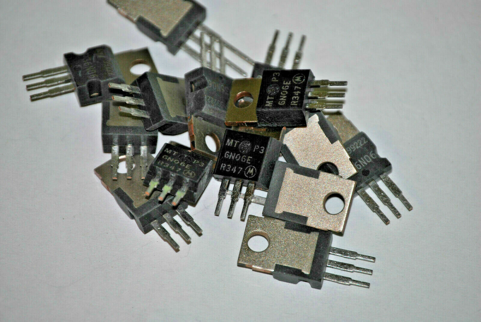 MTP36N06 P36N06 NCHANNEL 60V 30A 90W 40mΩ MOSFET ST TO220 NOS Qty(10)