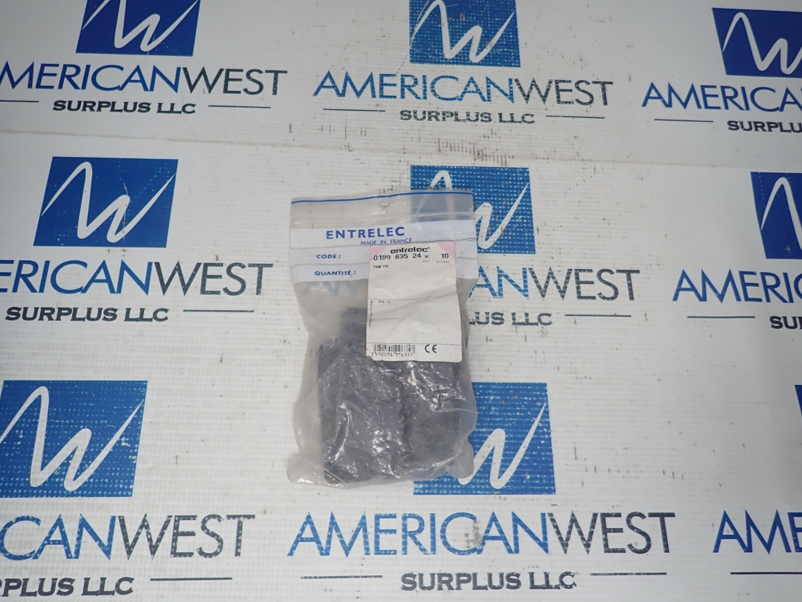 ENTRELEC FEM 13U 1SNA199635R2400 TERMINAL BLOCK END PLATE LOT 10