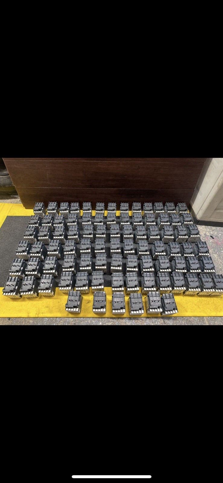Lot of 85 Schneider Electric TeSys K IEC Contactor 3-Pole 20A 110V mixed