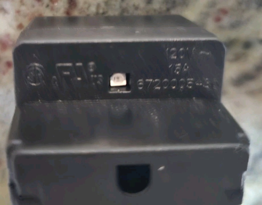 Weidmuller 6720005430 15A 120V Din-rail mount duplex receptacle w/LED indcatr