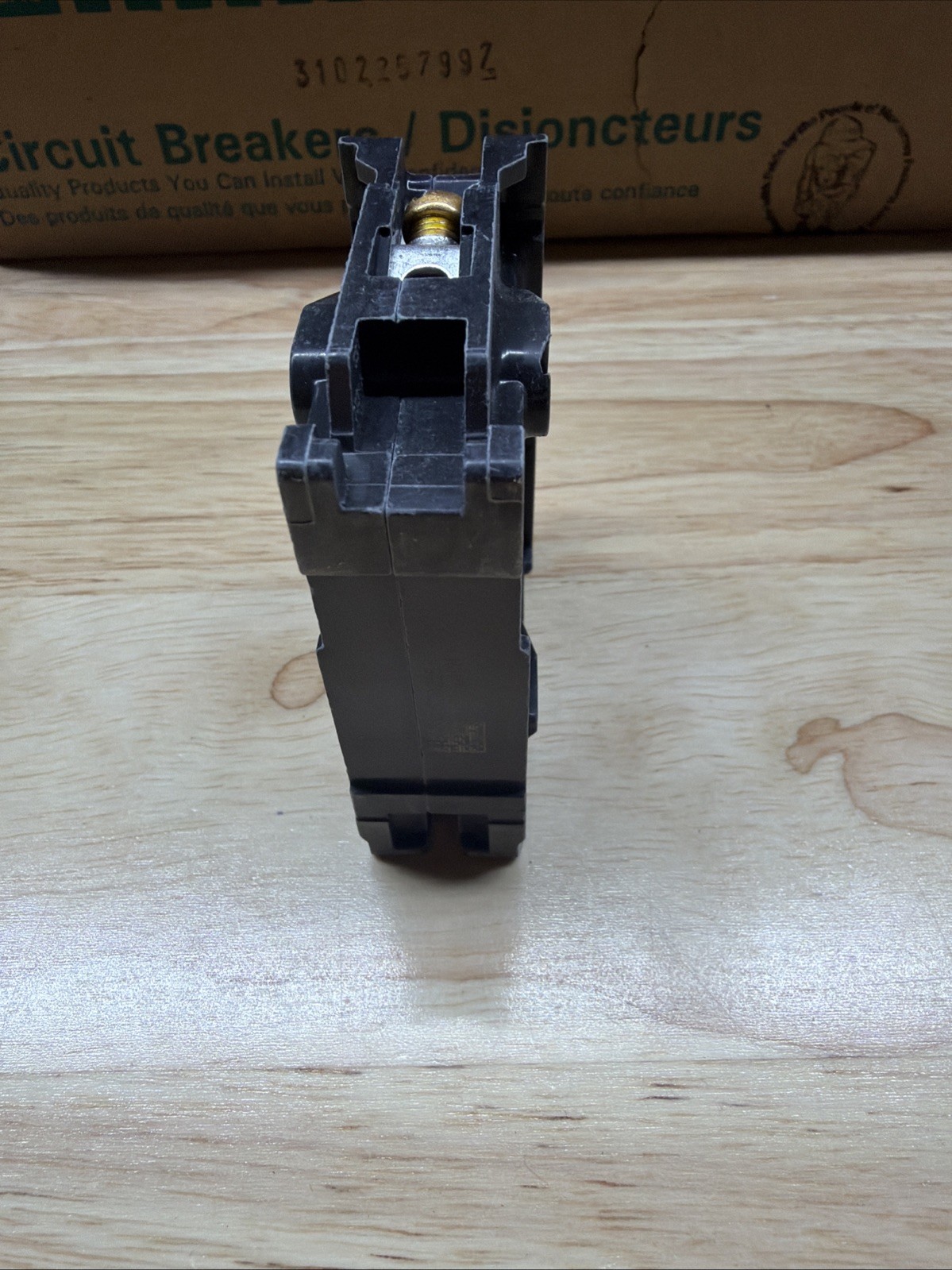 Siemens Q115 1 Pole 15 Amp 120V Type QP Circuit Breaker Box Of 12 New Surplus