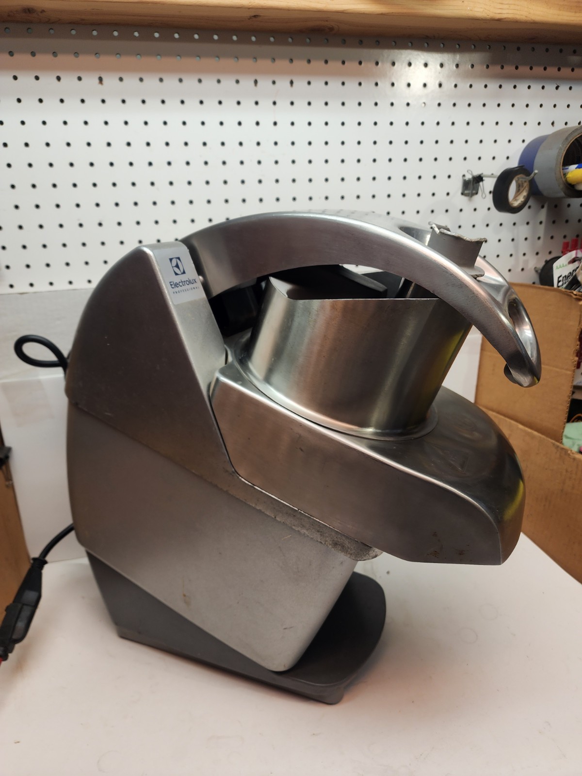 Electrolux TRS24NU Single Speed Vegetable Slicer/Cutter 1HP 110-120 Volts