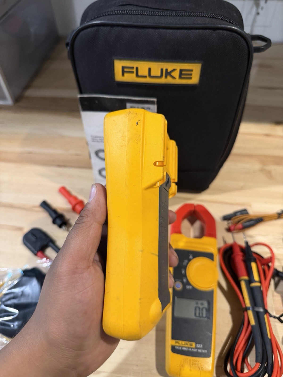 FLUKE 116/323 HVAC MULTIMETER COMBO KIT W/ ACCESSORIES (TESTED) SHIPS FAST