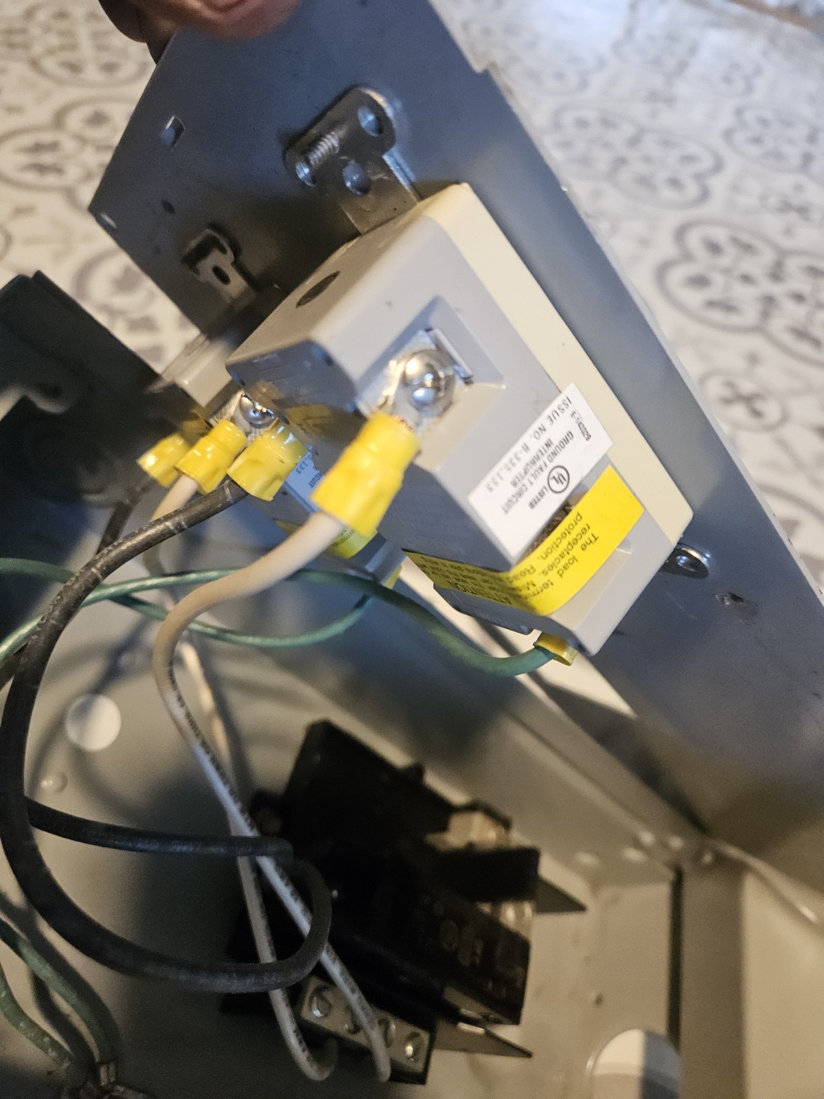 Midwest 120/240 Volts 70 Amps Outdoor Power Outlet