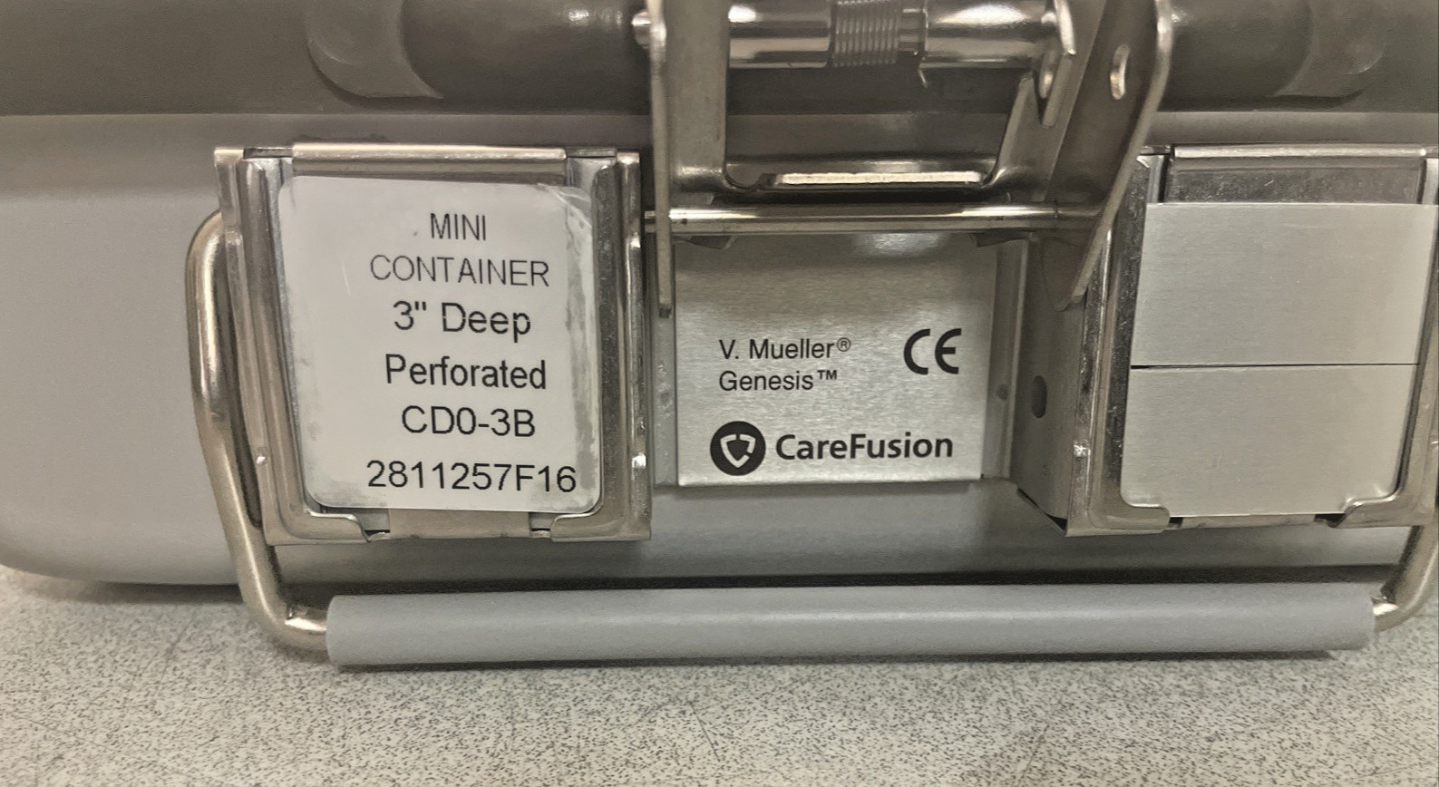 V. MUELLER GENESIS CD0-3B 10″ x 6″ x 3″ Mini Sterilization Container