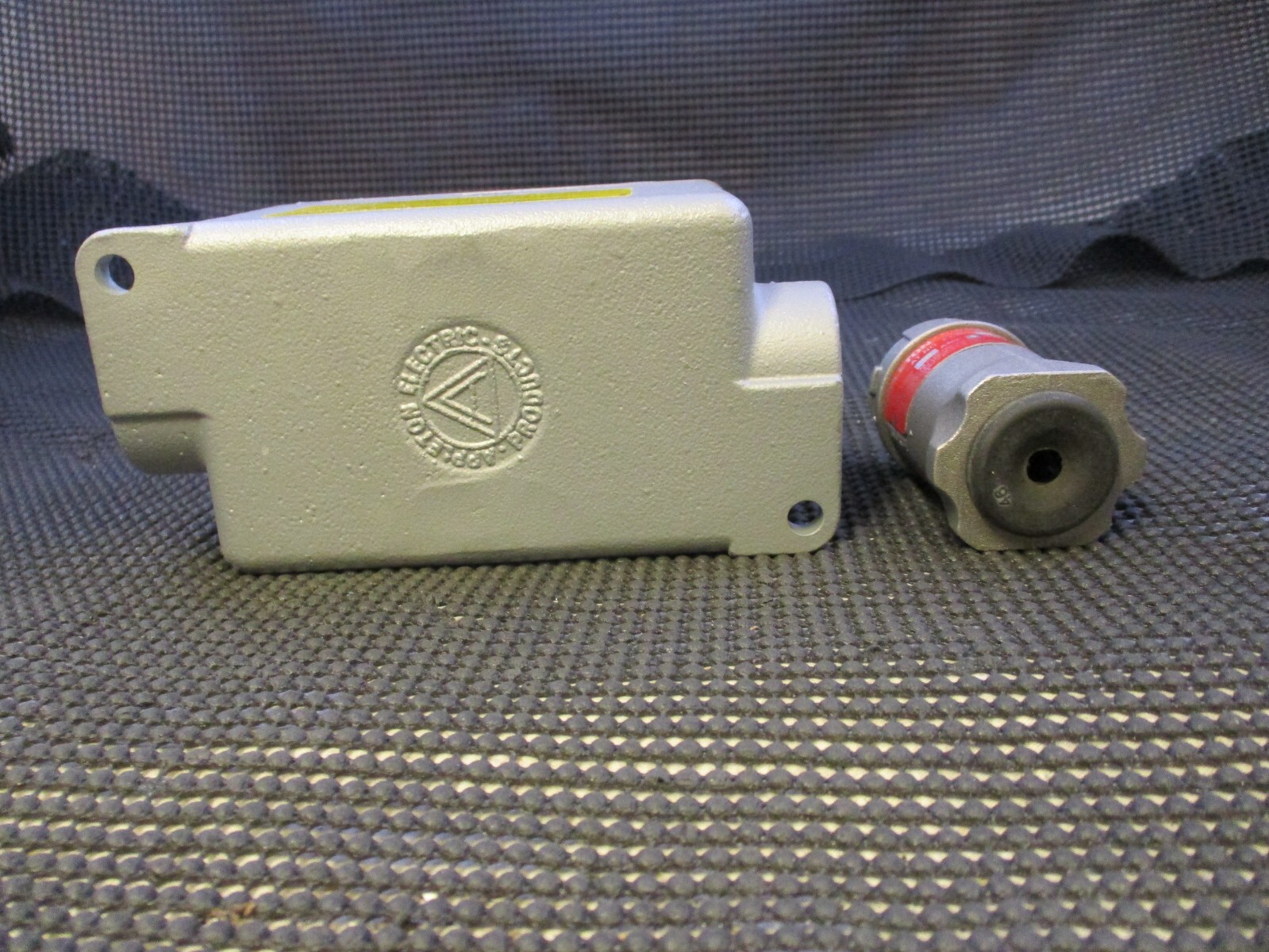 APPLETON EFSC175-2023 & ECP2023 20A EXPLOSION PROOF RECEPTACLE + PLUG SET 125V
