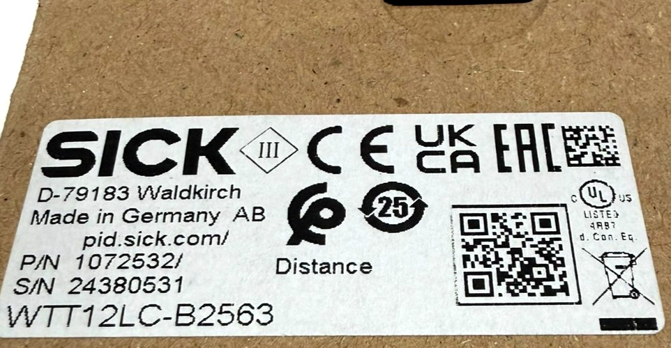 NEW SICK WTT12LC-B2563 PHOTOELECTRIC SENSOR 1072532 WTT12LCB2563