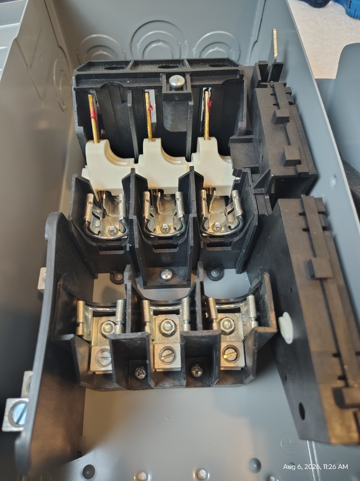 Square D Fusible Disconnect Safety Switch H322N, 240V AC, 3PH, 60A, Heavy Duty