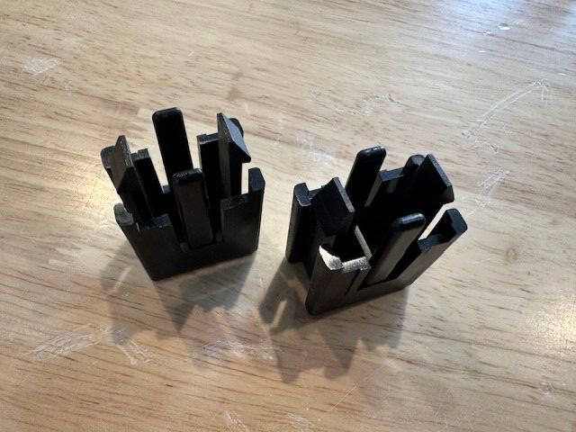 Whelen Dominator Replacement Snap In Clip Spacer Pair D12 D8 D6 D4 D2 TAD8 TAD6