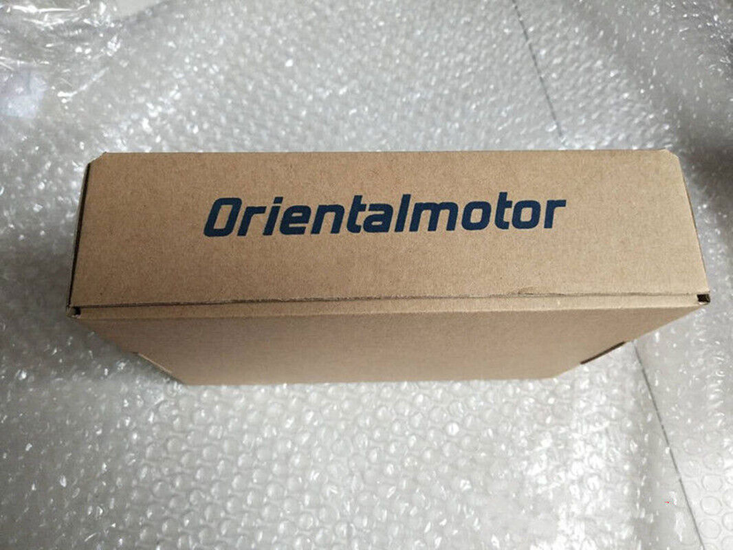 1PC Oriental ASD12A-C ASD12AC Stepper Motor New In Box Expedited Shipping