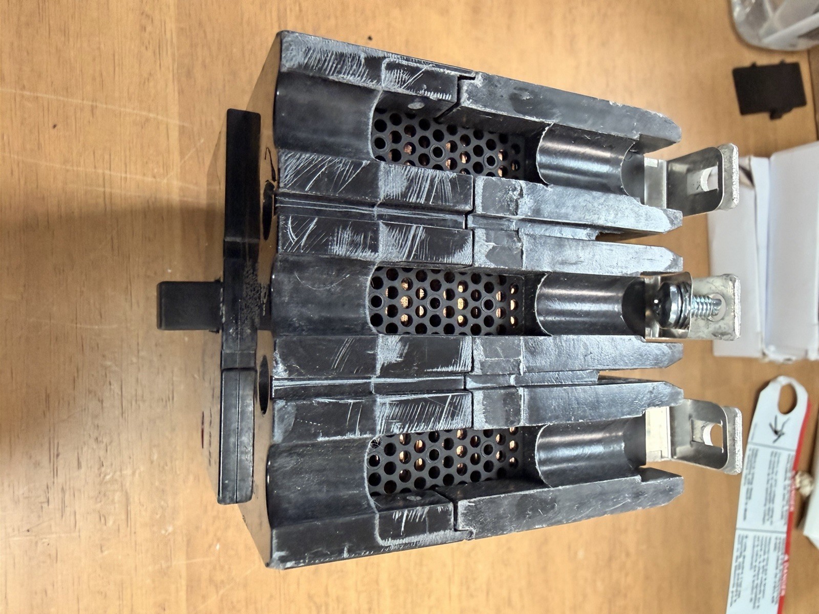General Electric ABB TEY340 Bolt-On Circuit Breaker 40A 3 POLE 3PH 480/277V TEY