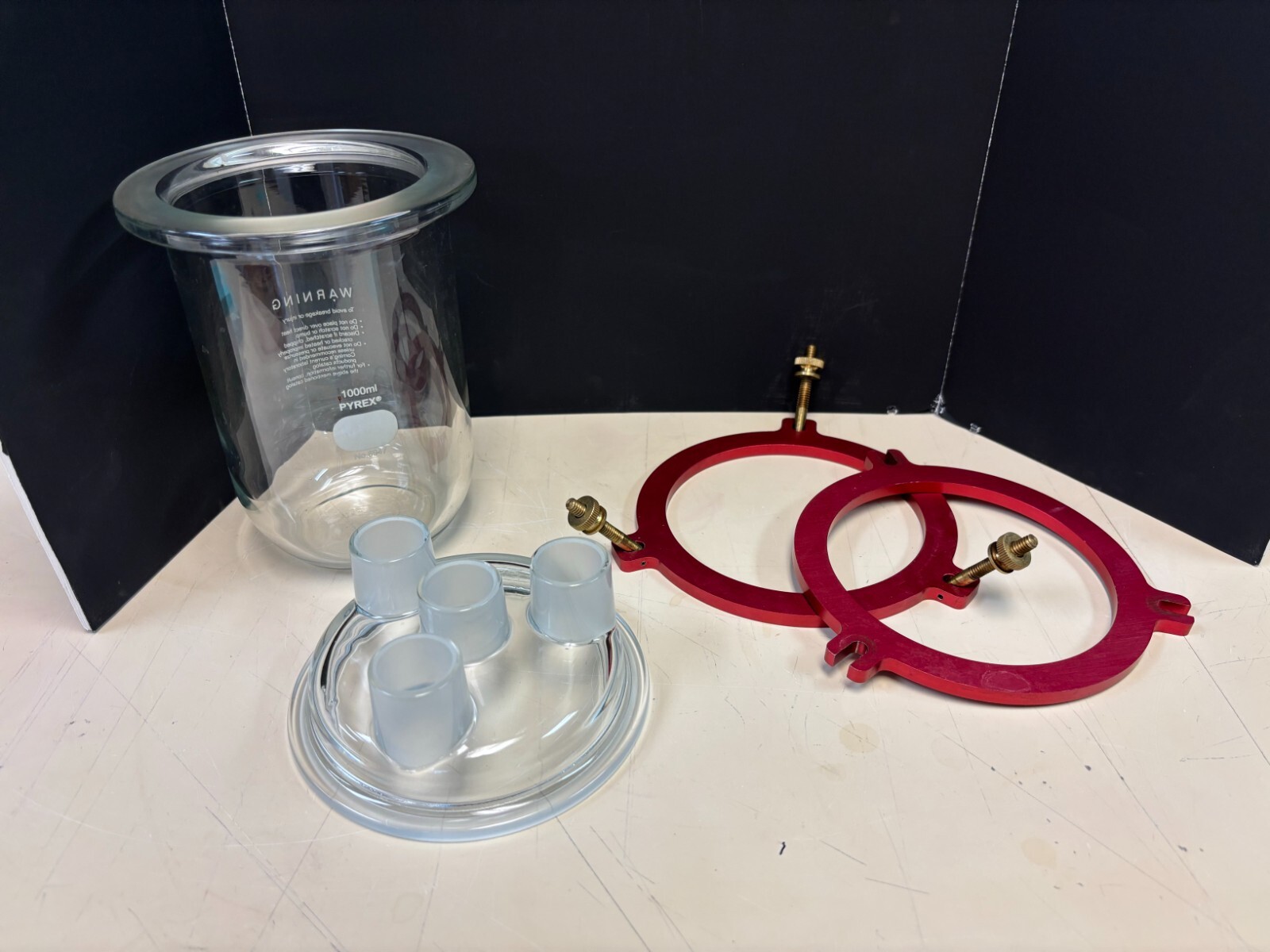 Pyrex 1L Resin Reaction Vessel with Covers and Clamps (Model 6947)