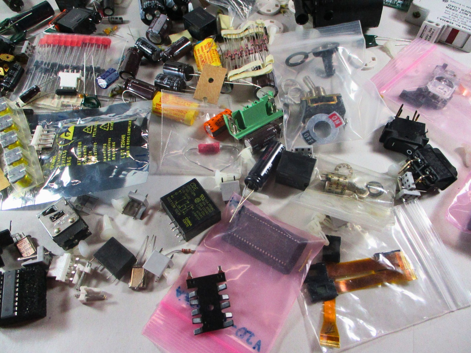 Electronic Projects Box / Grab Bag Assortment, Up to 3lb, Great for Schools!