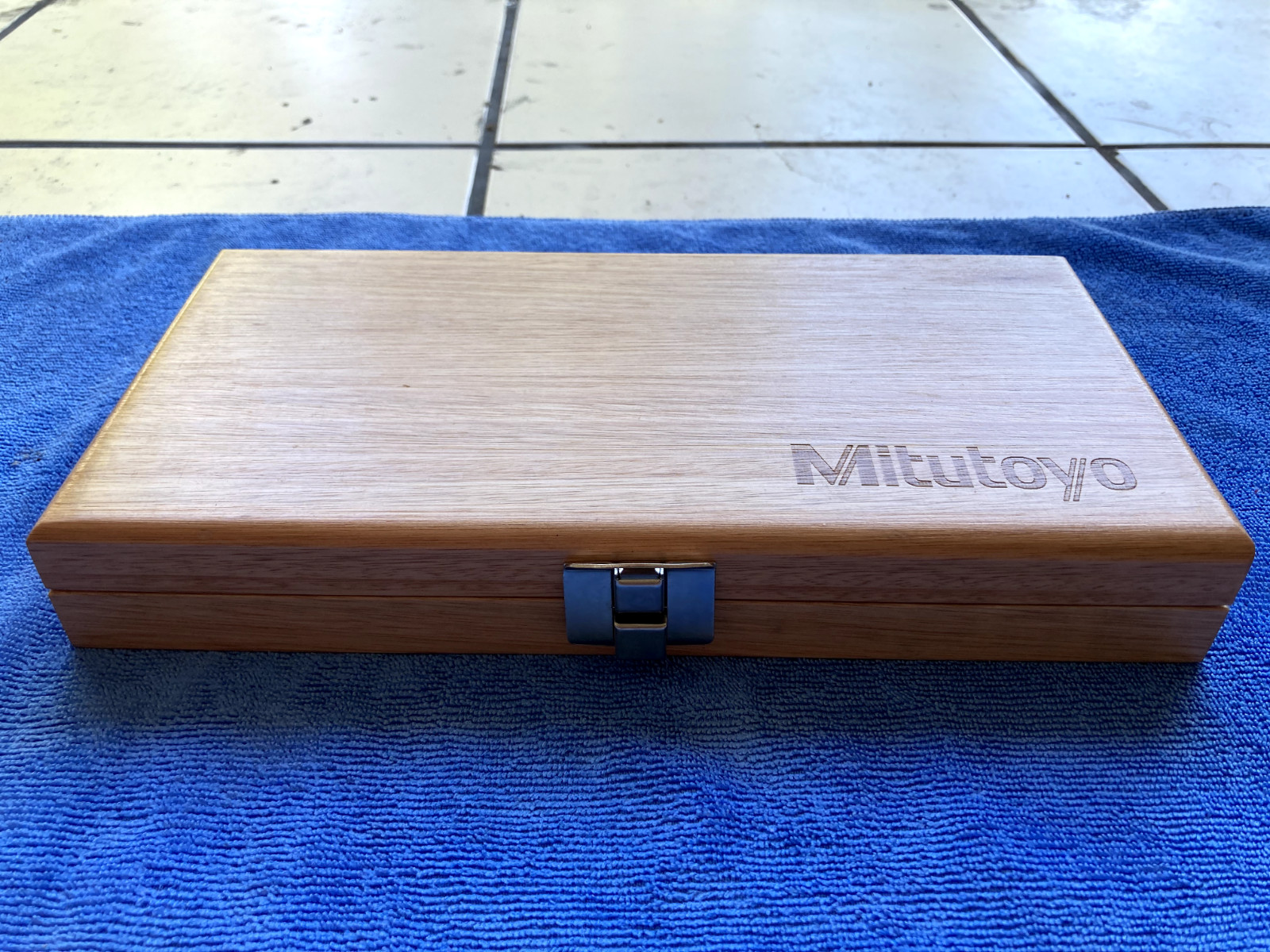 Mitutoyo Digital Micrometer (293-340) & Caliper (500-196-30) Set 0-6»