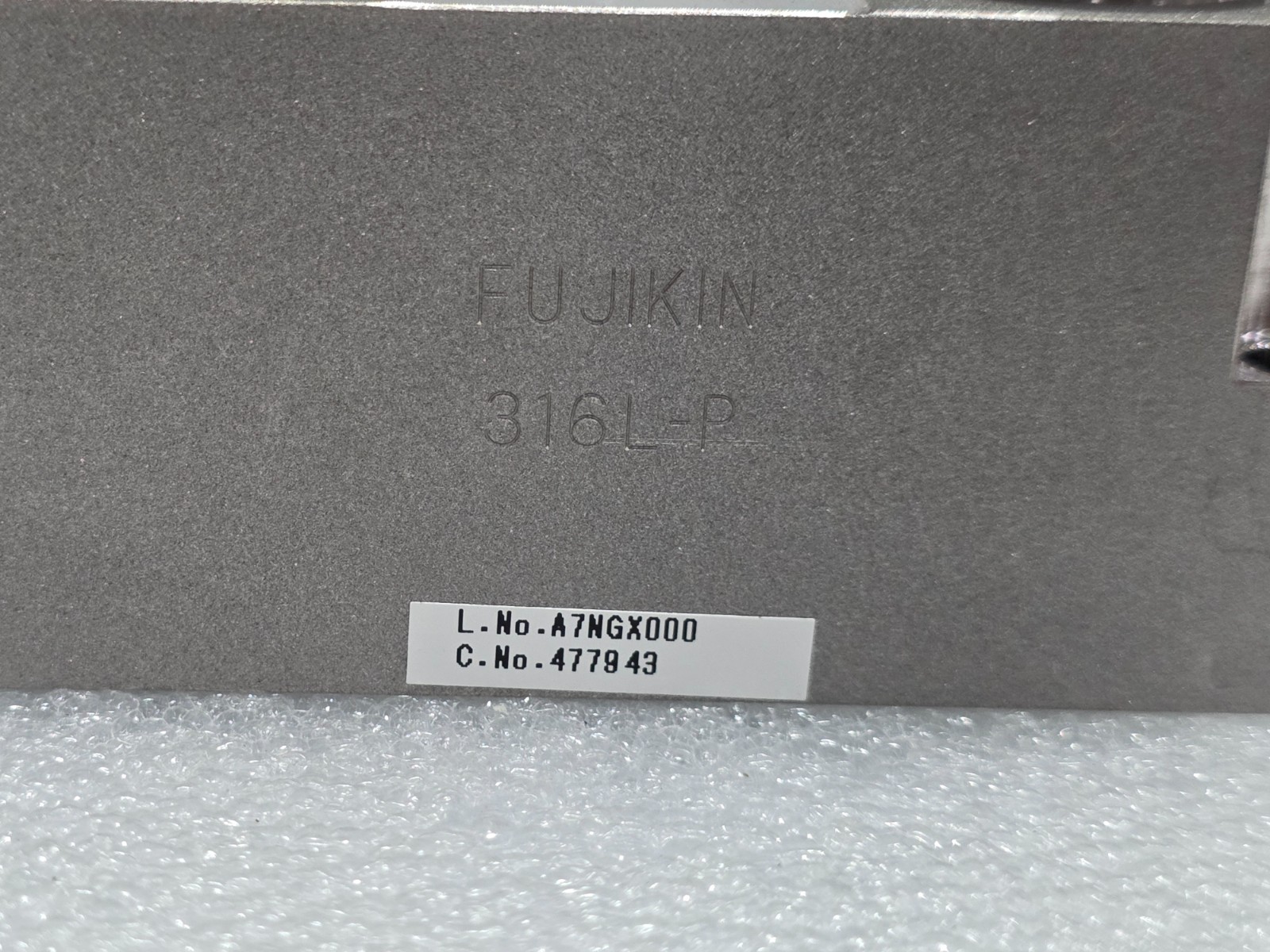 FUJIKIN Diaphragm Valve C.NO 477943 (As-Is)