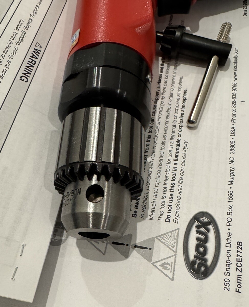 Brand New! Sioux SDR10P26N3 Pistol Grip Drill 1 HP 2600 RPM 3/8″ Chuck (dotco)
