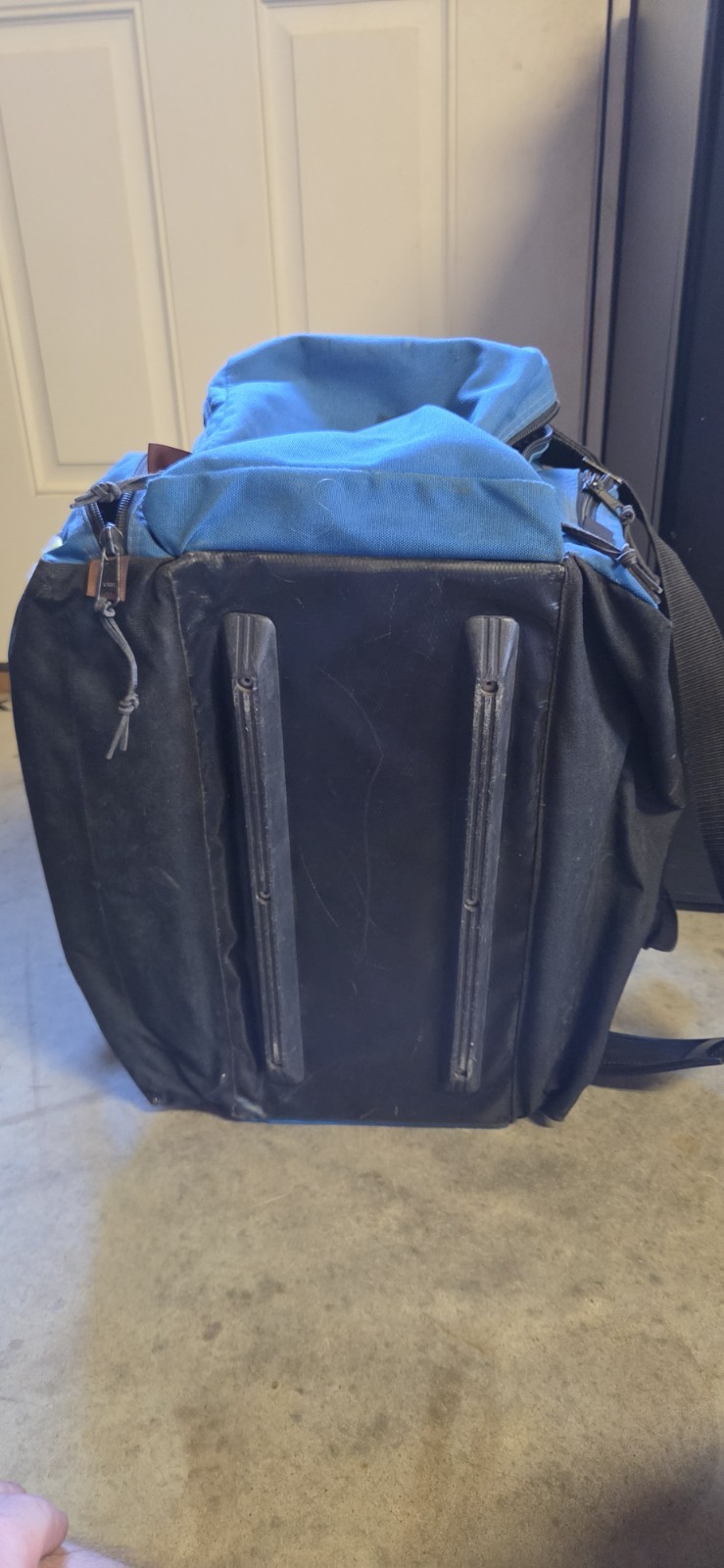 Iron Duck Trauma Bag, Nylon, 23 in L, 17 in W, Blue Ems Bag #5