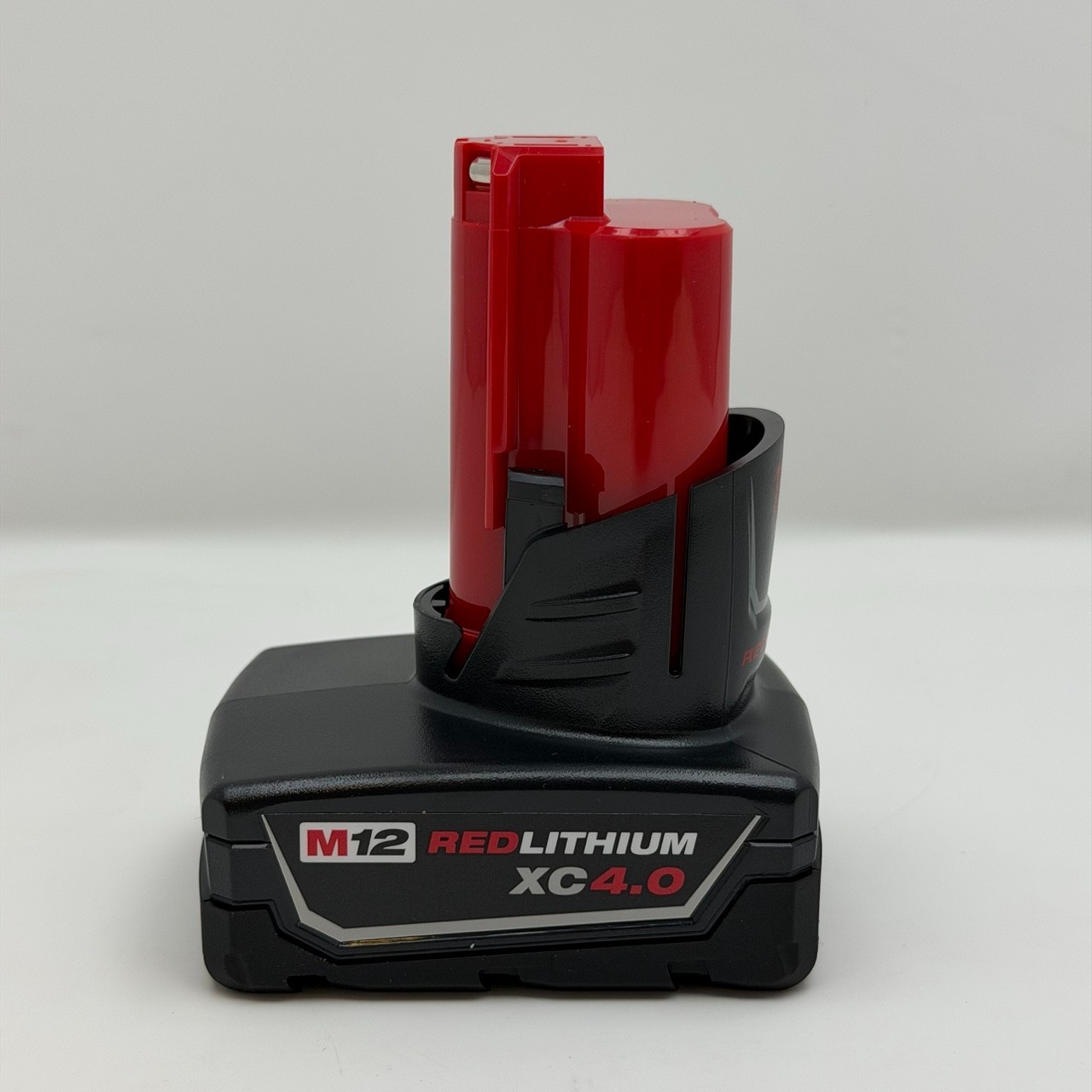 Milwaukee Fuel M12 (3404-20) – 12V 1/2″ Hammer Drill Driver w/ XC 4.0 Battery