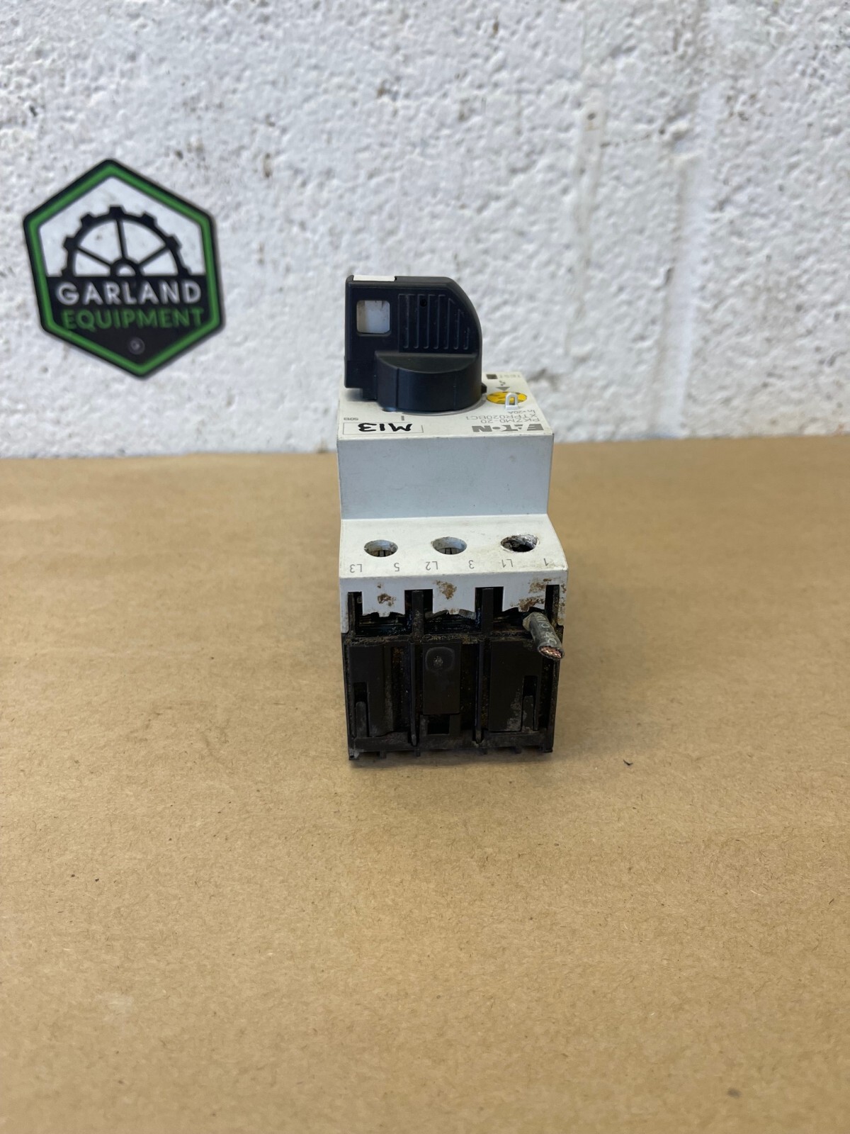 Eaton PKZM0-20 Manual Motor Starter, 50/60Hz, 600VAC, 20A – PARTS ONLY