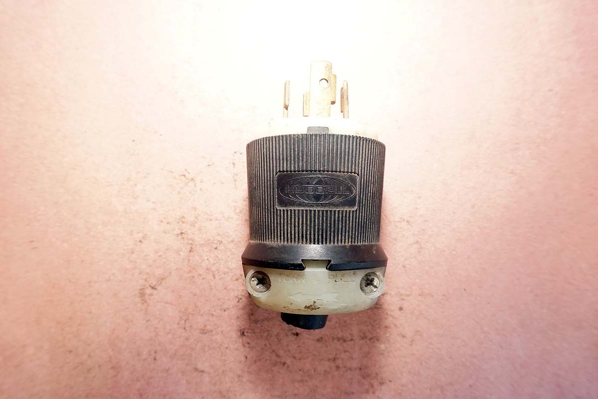 Hubbell HBL2731 30 Amp 480 VAC Plug