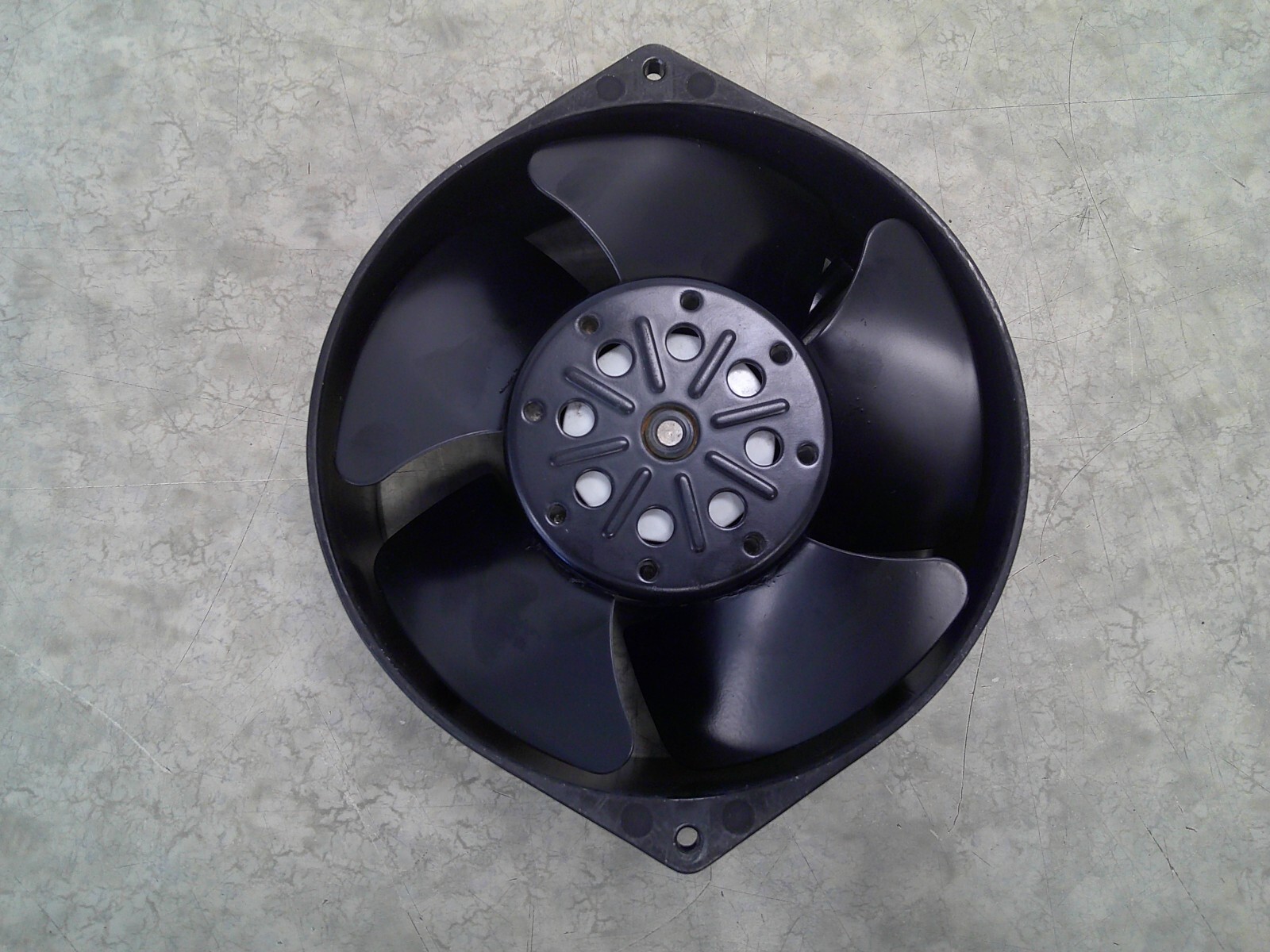 USED Royal Fan UT676DX-TP-V1 UT676DX-TP 220VAC
