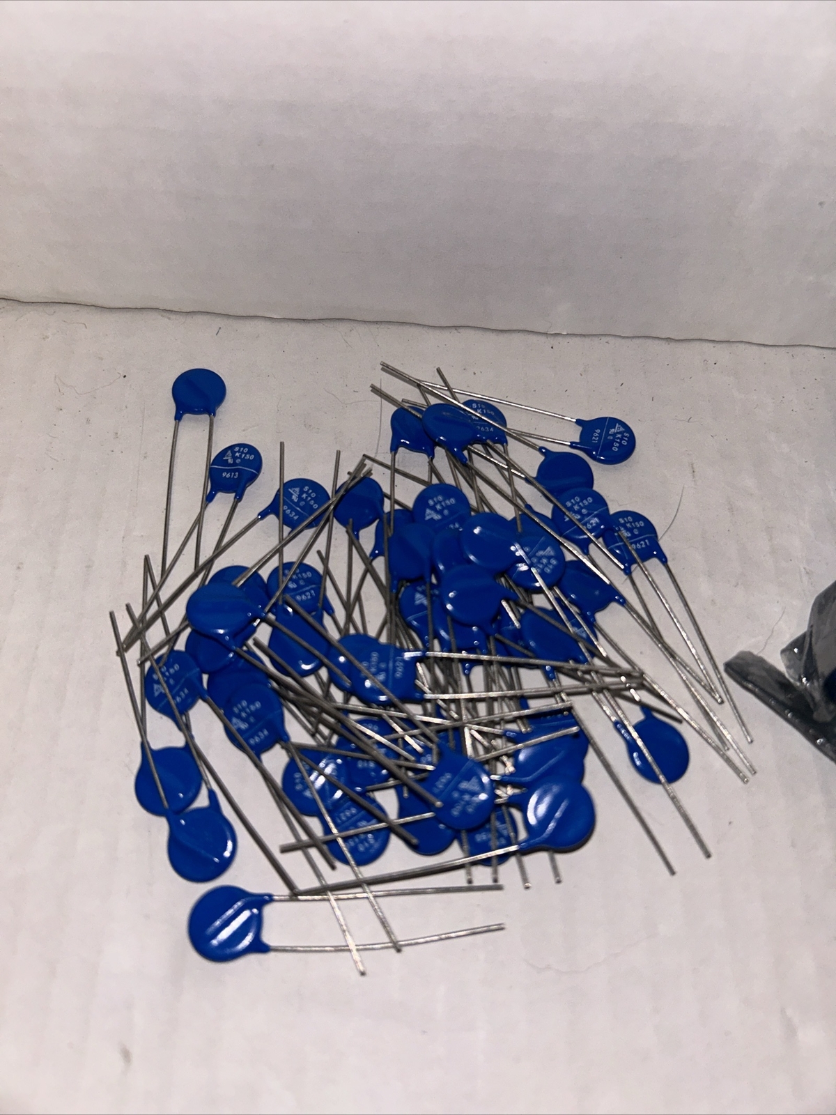 Ceramic Radial Disc Capacitor S10 K150 9621 (50 per Order)