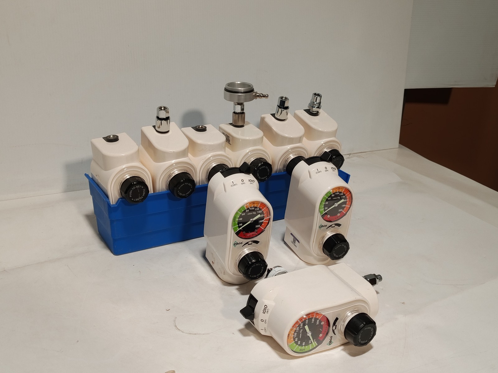 Ohio Medical P18A vacuum regulator intermittent 200mmHg analog as shown
