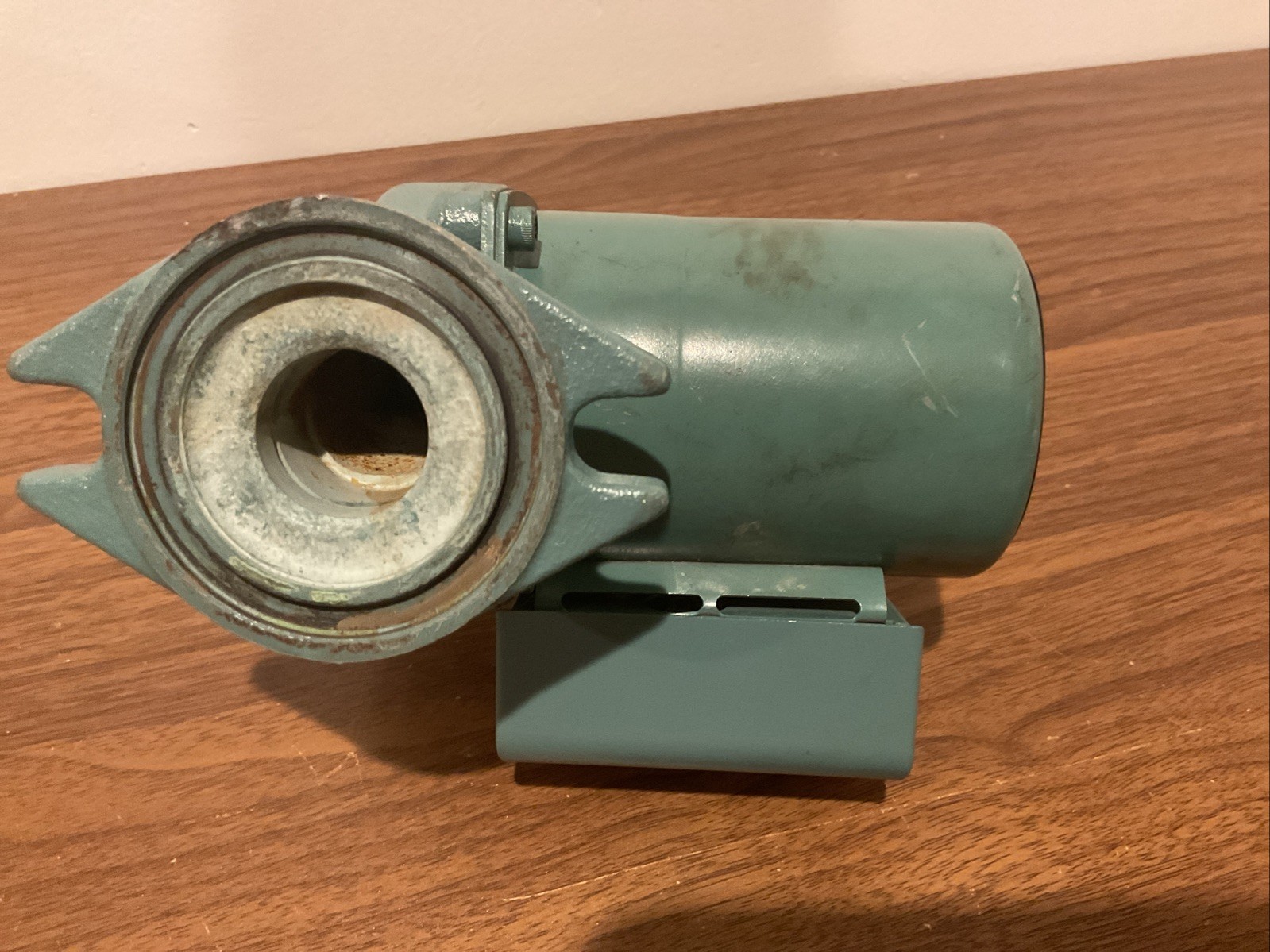 Taco 007-F5 Cast Iron Circulator, 1/25 HP Pump, 00 Series – Untested