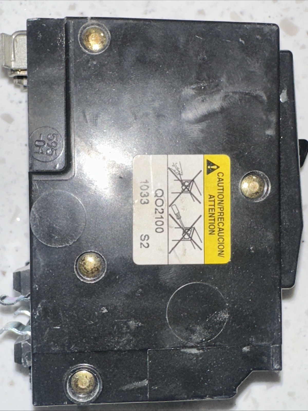 Square D QO2100 100A 2-Pole 120/240VAC Circuit Breaker, Trip Indicator