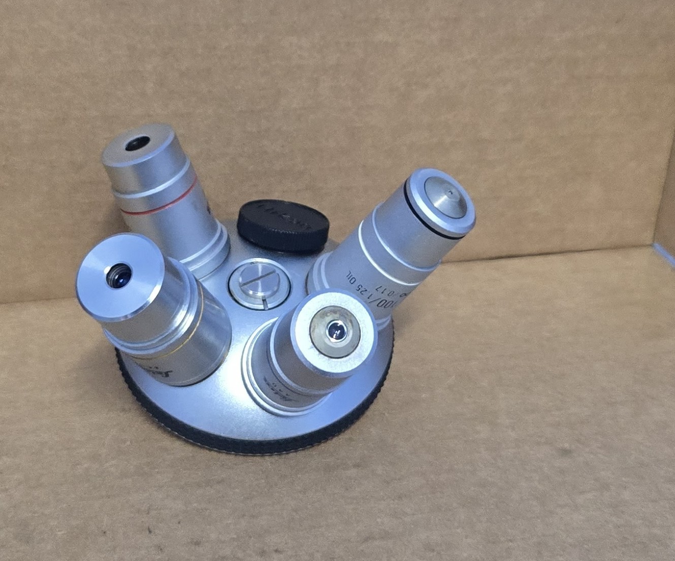 LEICA ATC 2000 MICROSCOPE OBJECTIVES 4 X/ 10X/ 40X/100X/ (INV02 BINX001C)