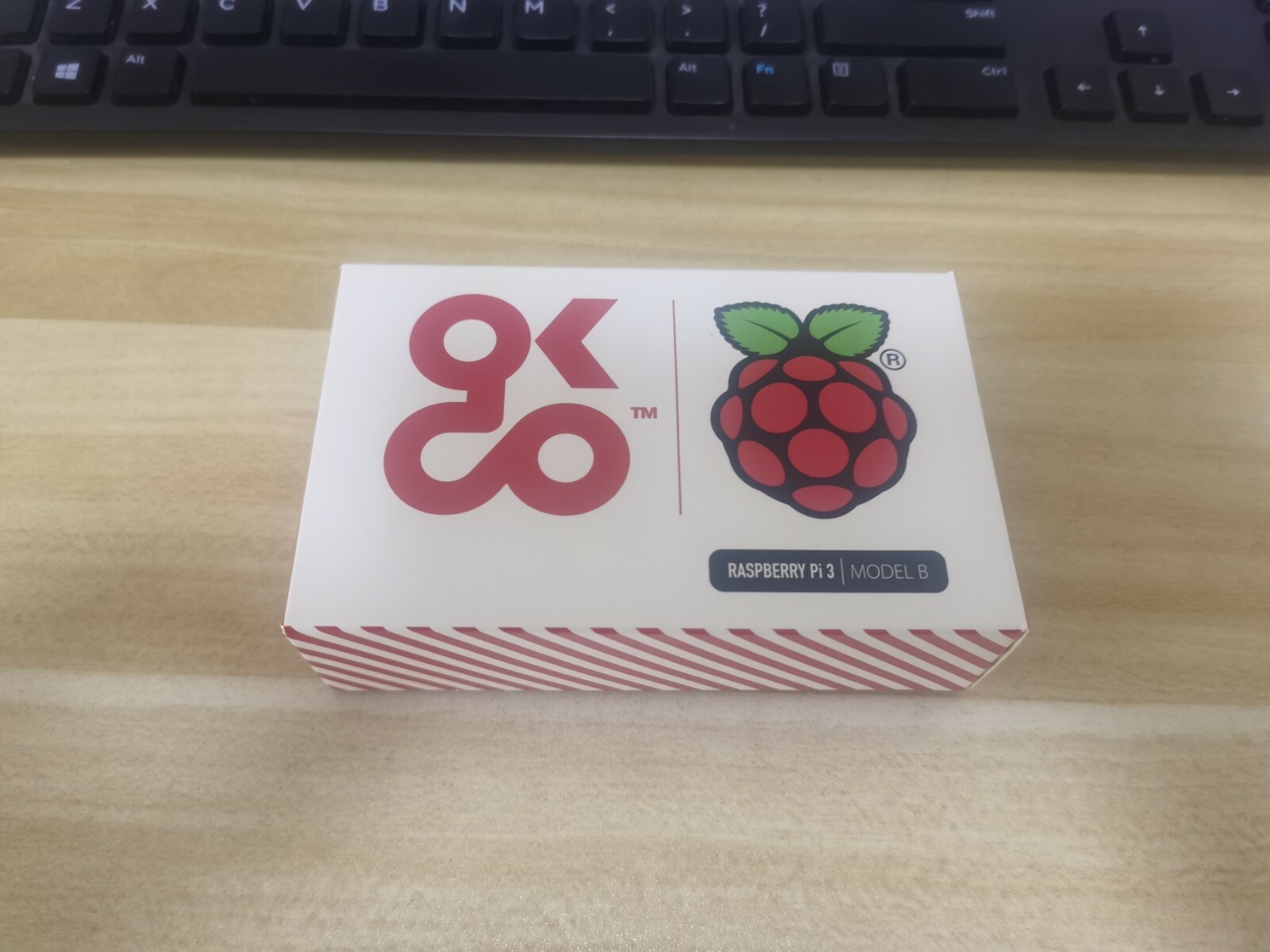 Pi3 1PCS New Raspberry Pi3 Model B In Box Brand Fast Shipping