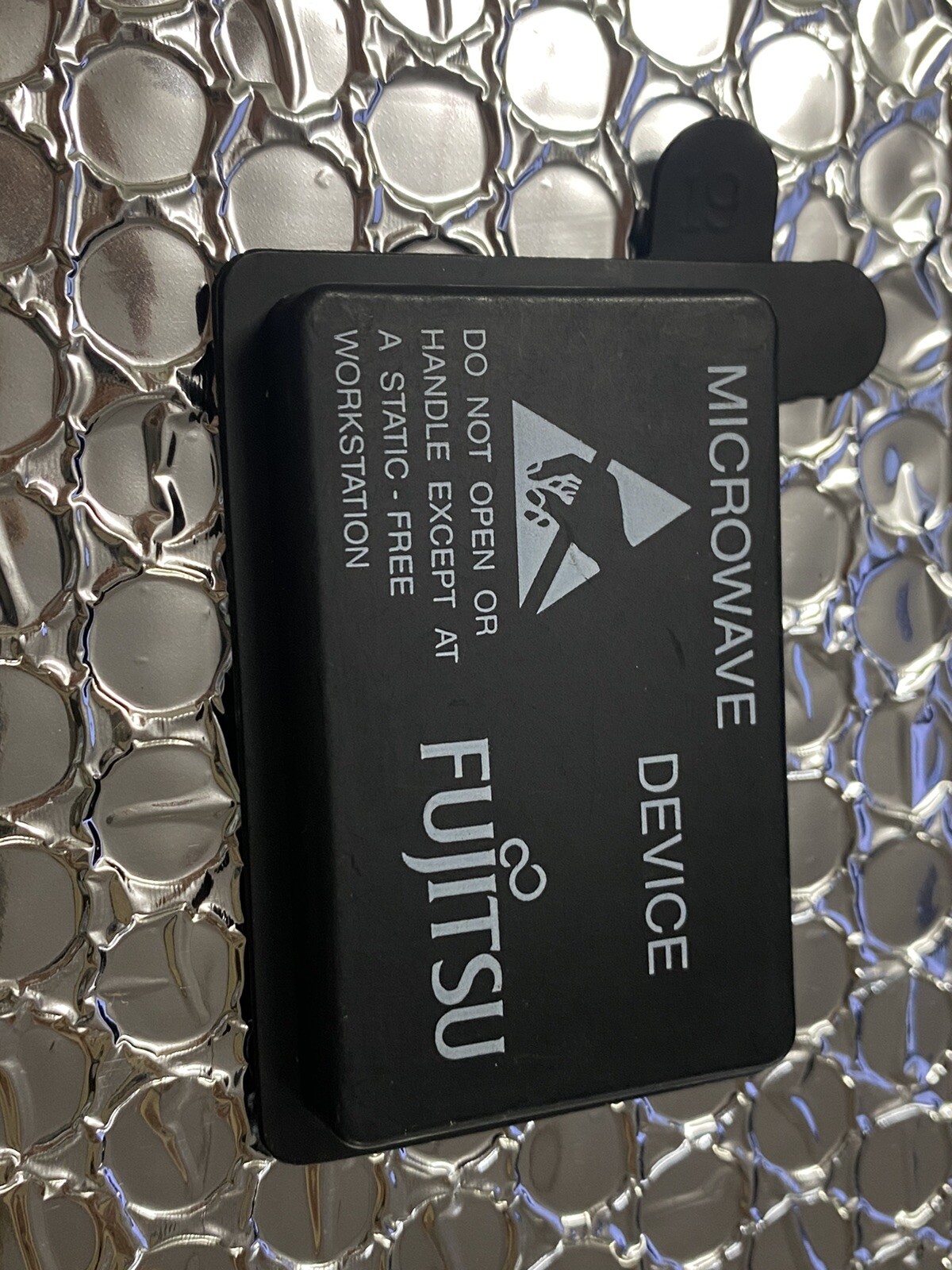 FLL107ME FUJITSU 2 PIN FAN TYPE GAAS FET X 1 PC.