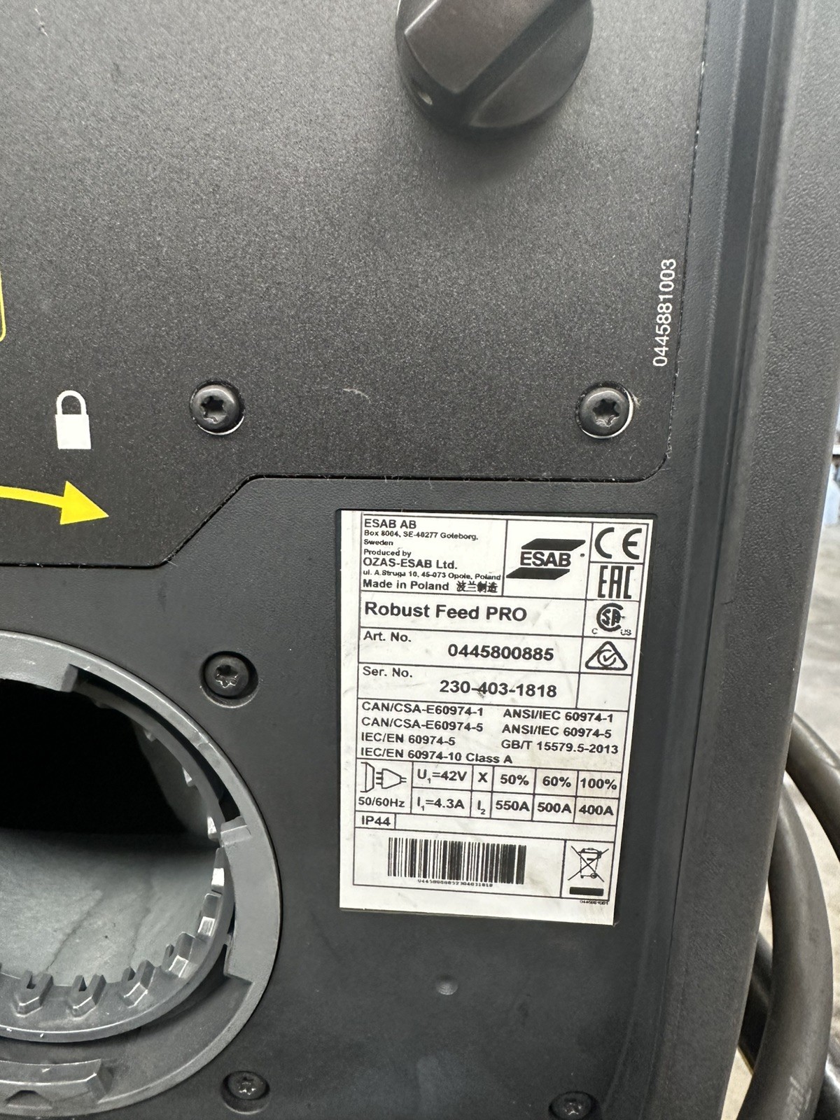 ESAB Robust Feed Pro – CC/CV Portable Wire Feeder