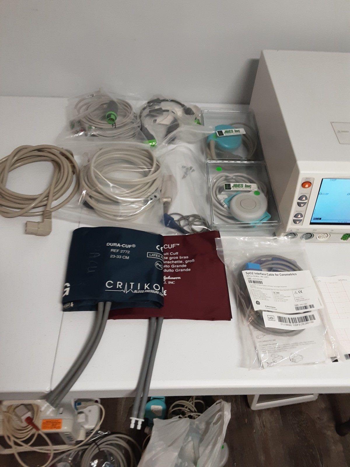 GE 259A Maternal/Fetal Monitor W/ Probes, All Accessories On Pic 30 Days Return