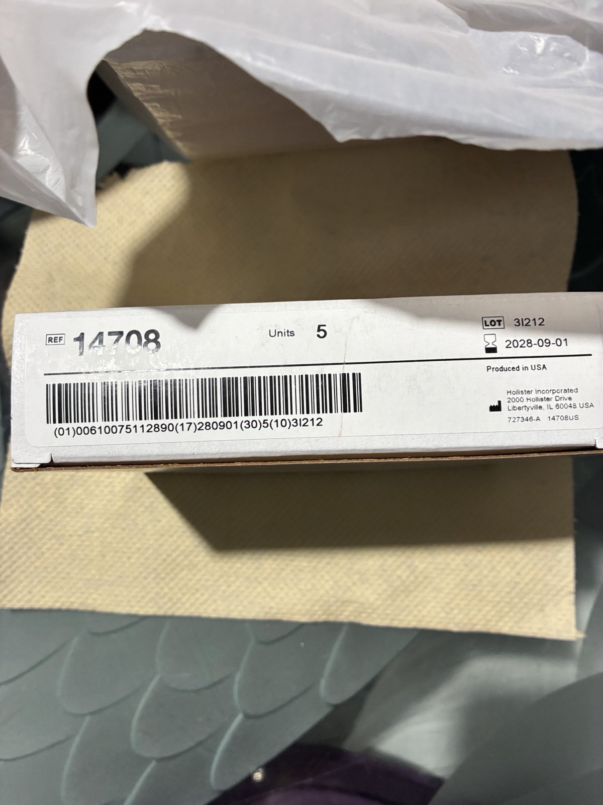 Hollister FlexTend 2-Piece Ostomy Skin Barrier Pre-Cut Flat Extended Wear 14708